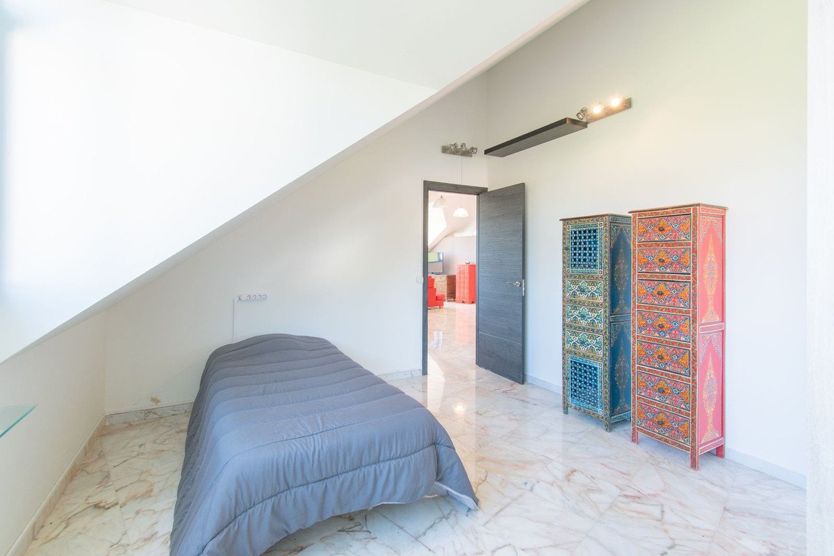 5 Bed Penthouse Duplex in Torrequebrada