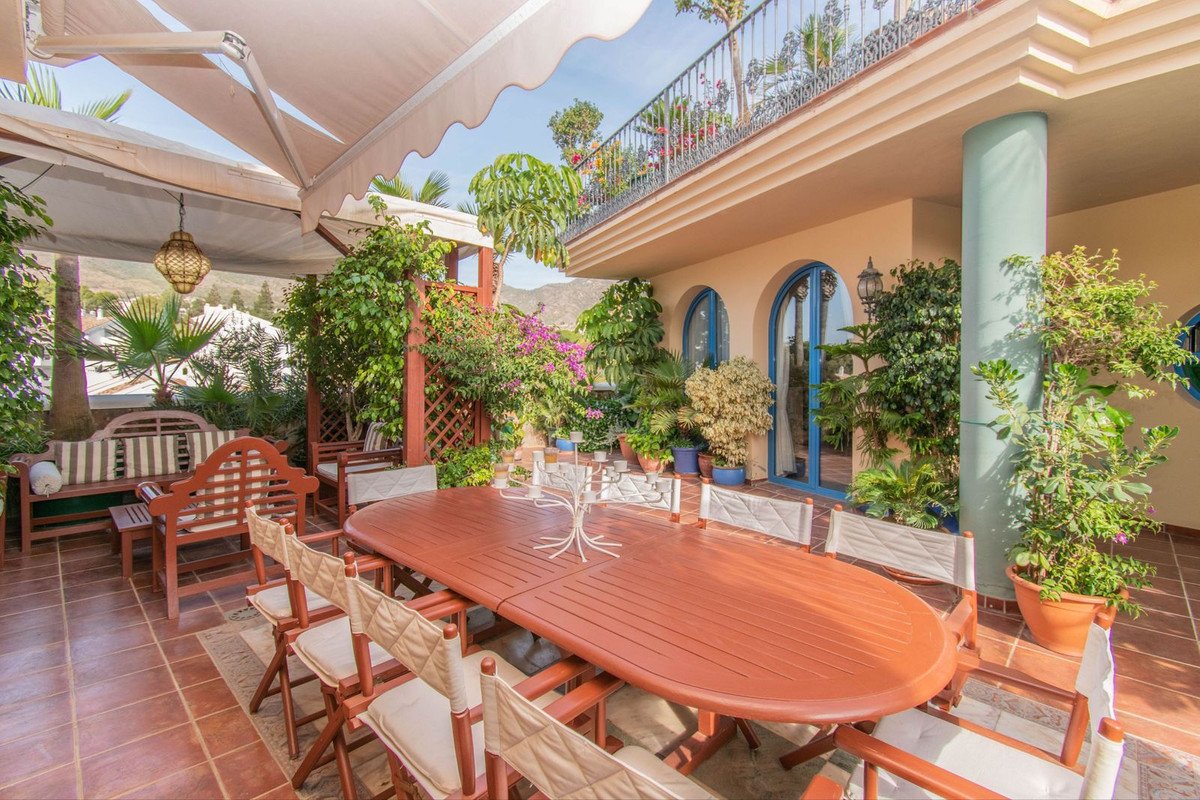 5 Bed Penthouse Duplex in Torrequebrada