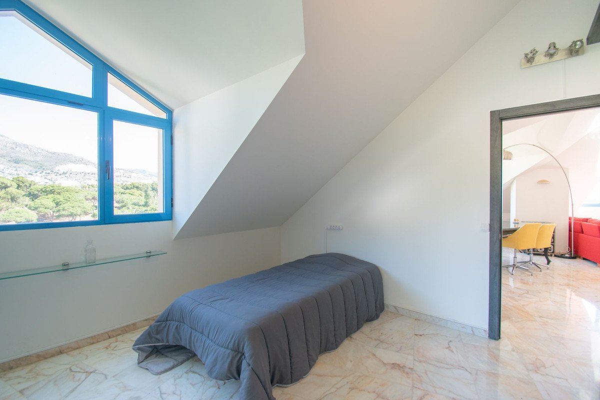 5 Bed Penthouse Duplex in Torrequebrada