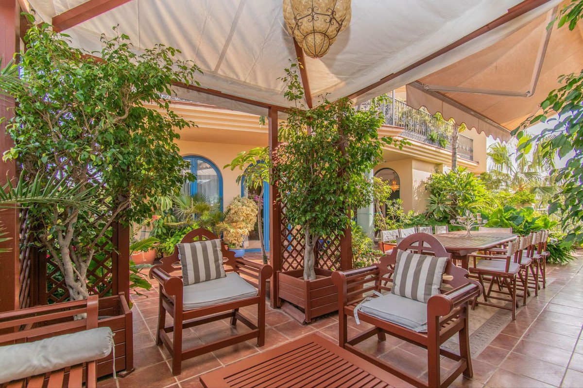 5 Bed Penthouse Duplex in Torrequebrada