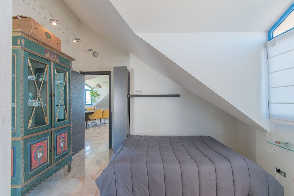 5 Bed Penthouse Duplex in Torrequebrada