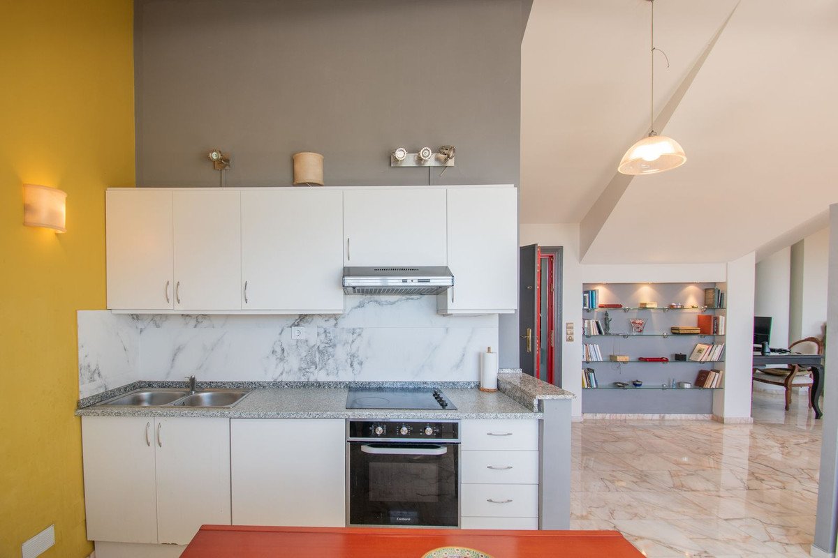 5 Bed Penthouse Duplex in Torrequebrada