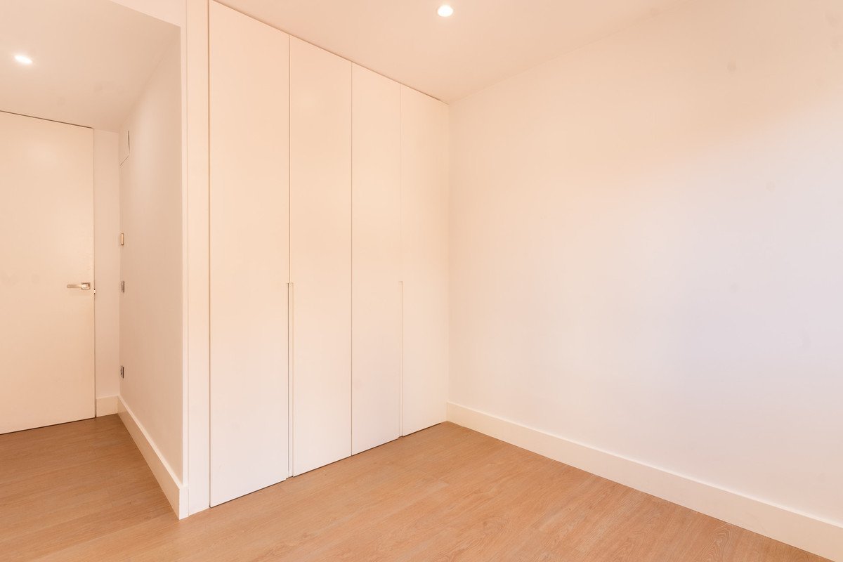 3 Bed Middle Floor Apartment in Málaga Centro