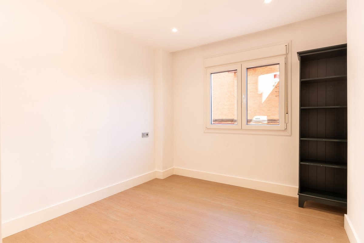 3 Bed Middle Floor Apartment in Málaga Centro