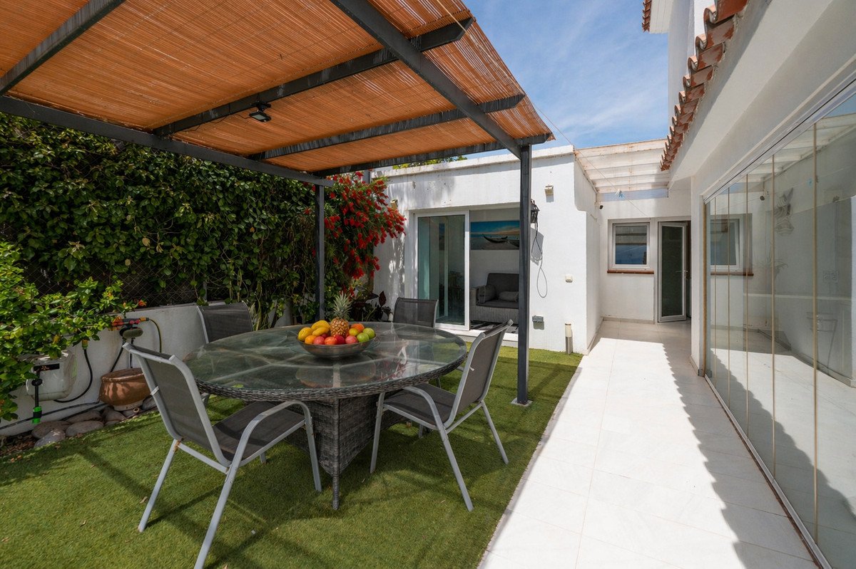 3 Bed Detached Villa in Estepona