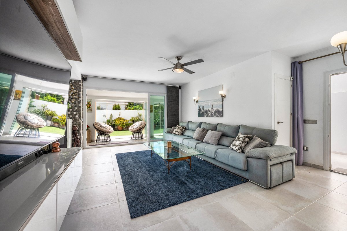 3 Bed Detached Villa in Estepona