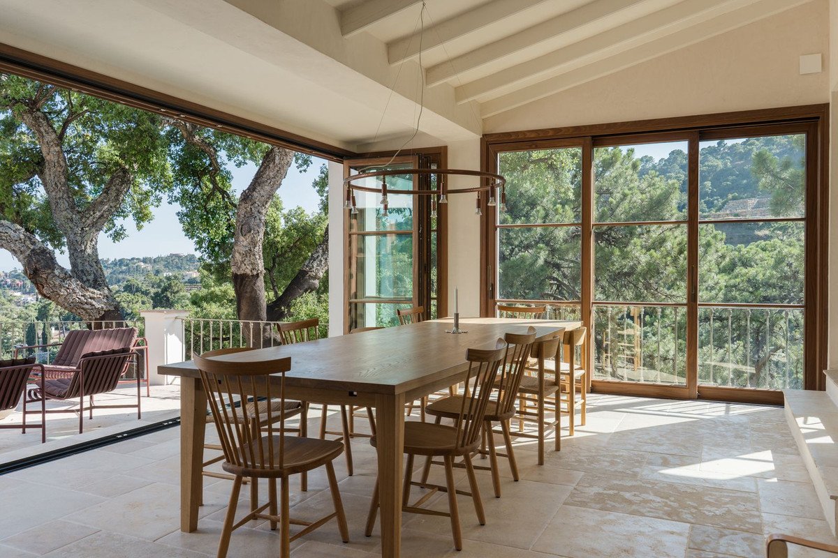 4 Bed Detached Villa in El Madroñal