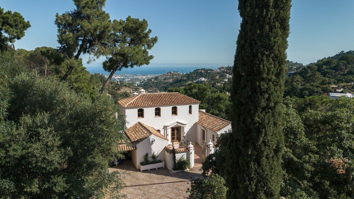 4 Bed Detached Villa in El Madroñal