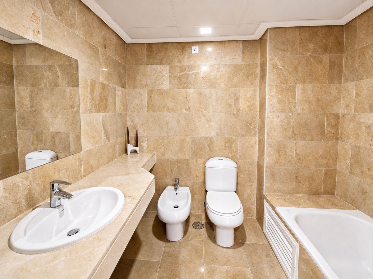 3 Bed Penthouse in San Luis de Sabinillas