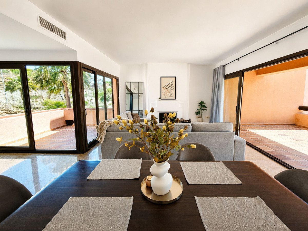 3 Bed Penthouse in San Luis de Sabinillas