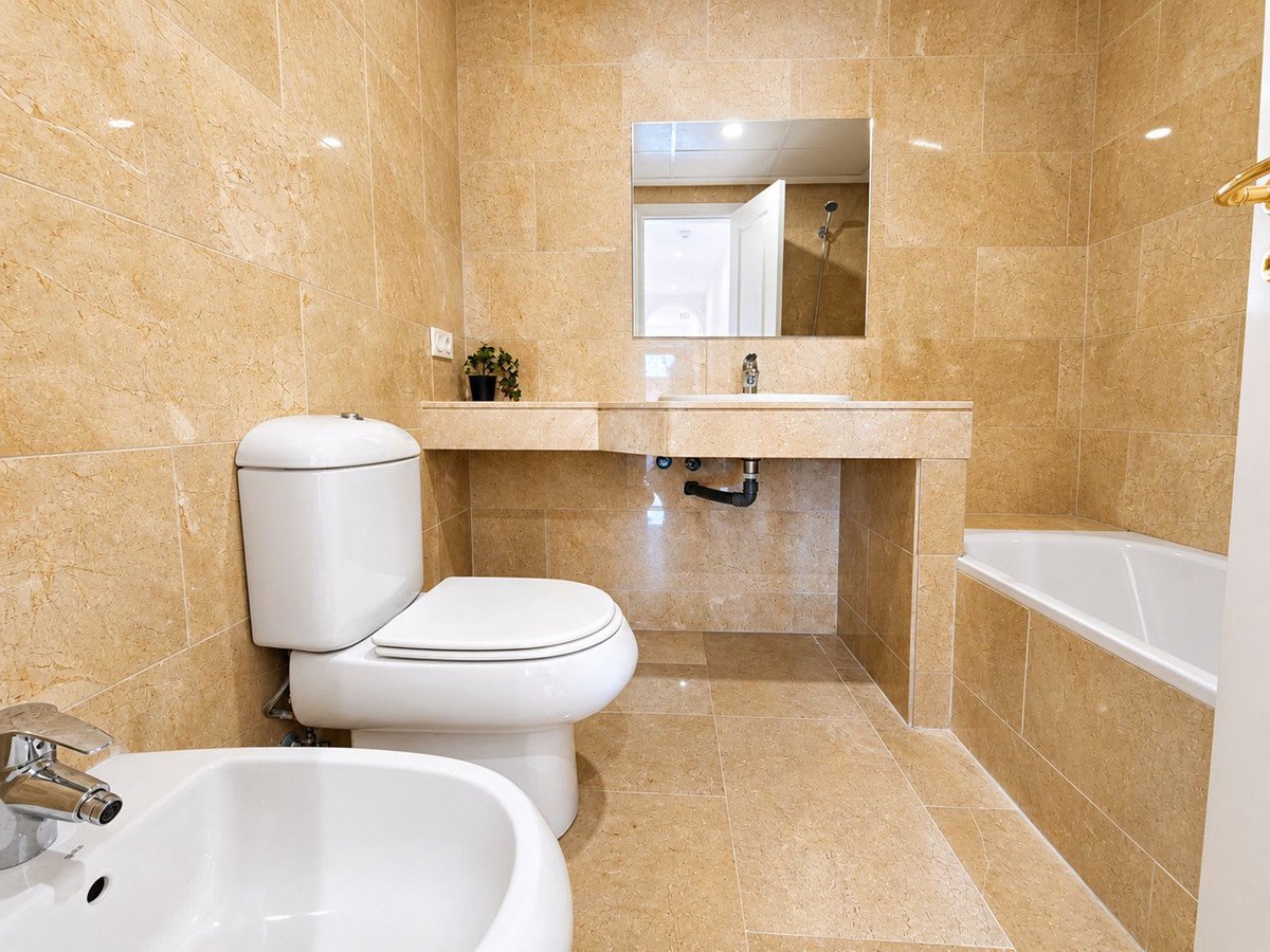 3 Bed Penthouse in San Luis de Sabinillas