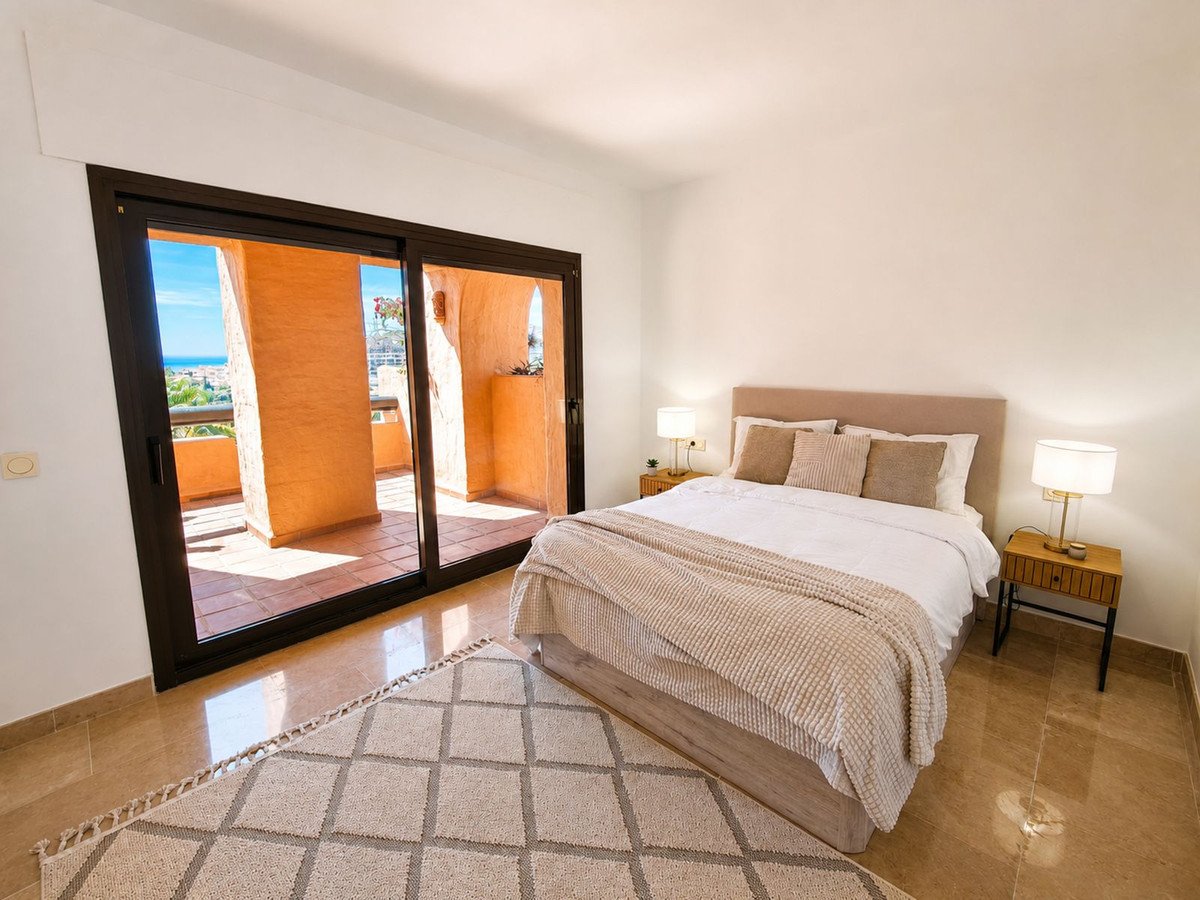 3 Bed Penthouse in San Luis de Sabinillas