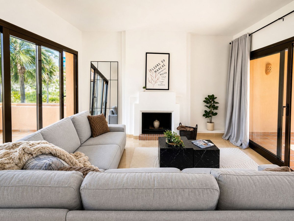 3 Bed Penthouse in San Luis de Sabinillas