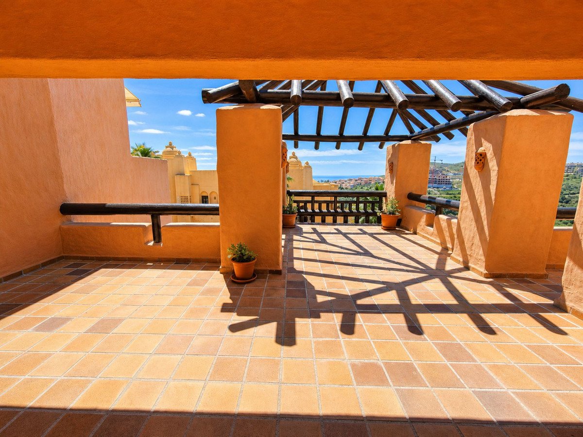 3 Bed Penthouse in San Luis de Sabinillas