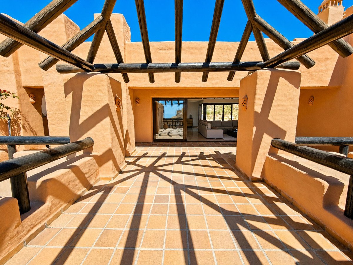 3 Bed Penthouse in San Luis de Sabinillas