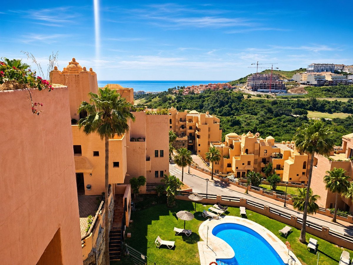 3 Bed Penthouse in San Luis de Sabinillas