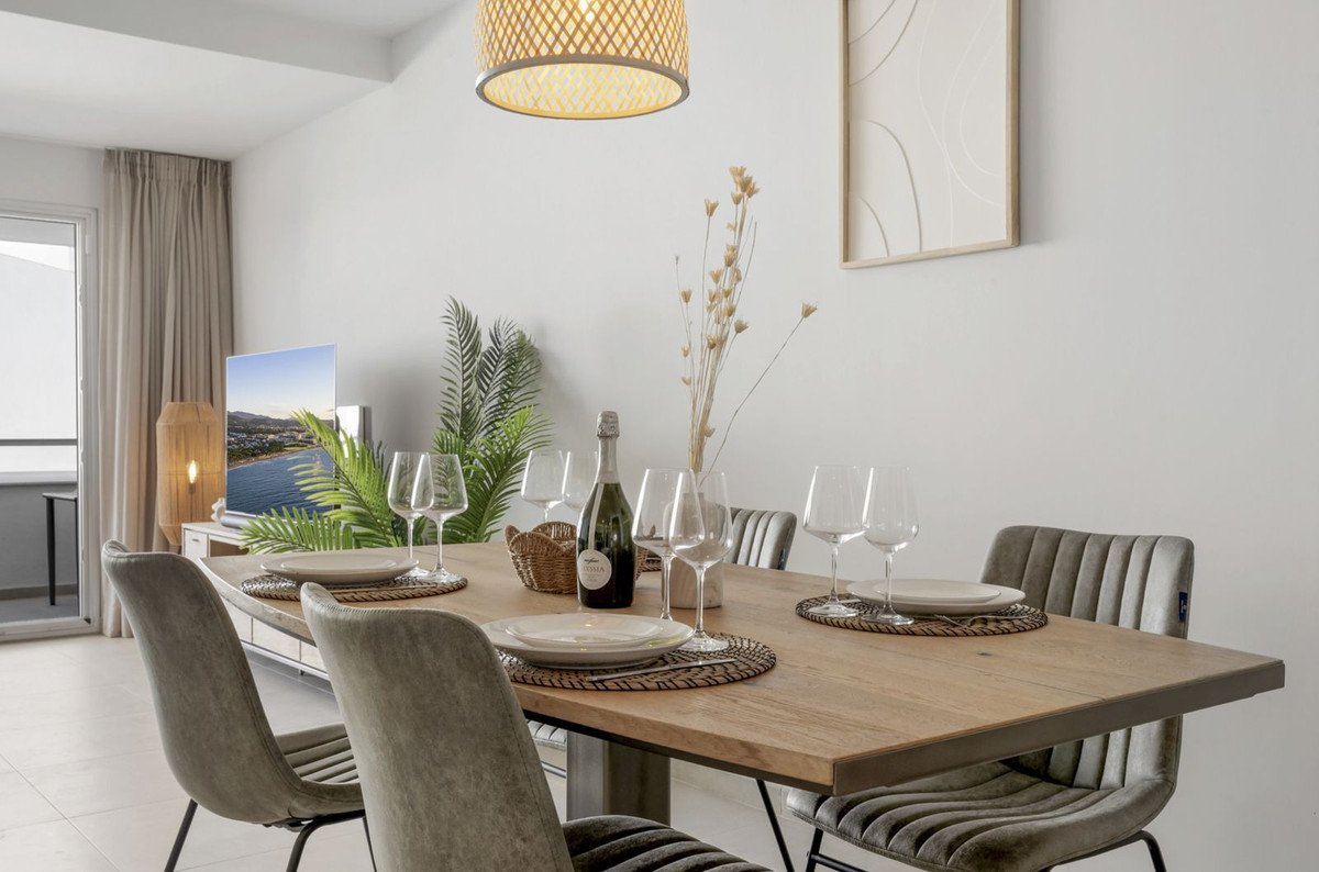 3 Bed Middle Floor Apartment in Cancelada