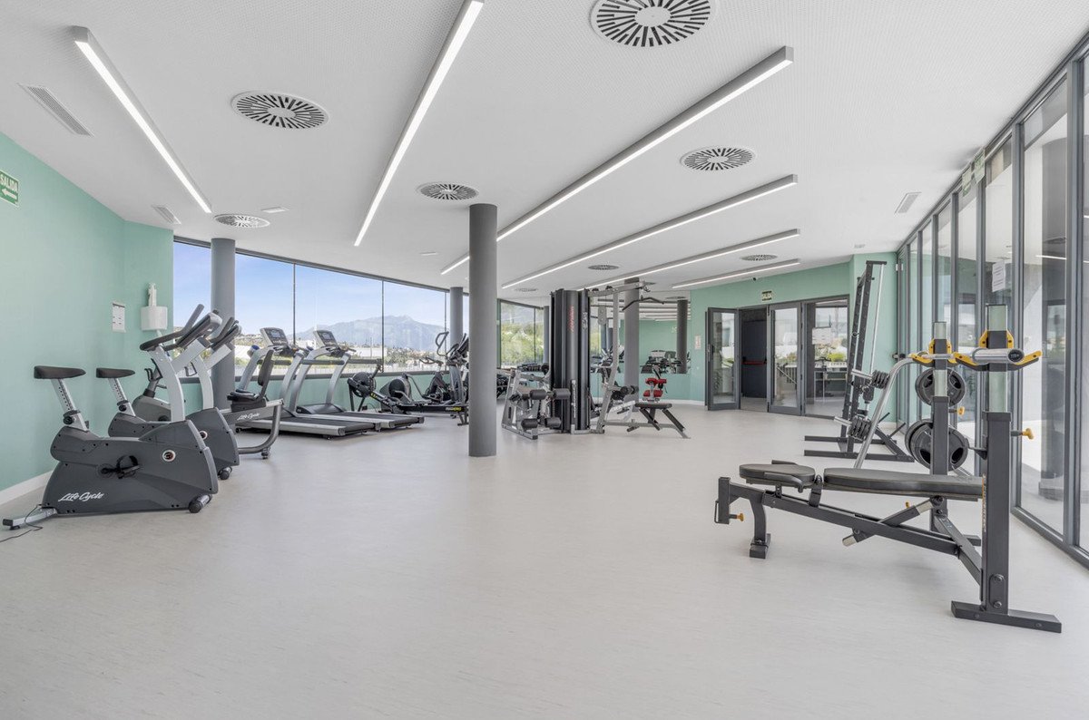 3 Bed Middle Floor Apartment in Cancelada