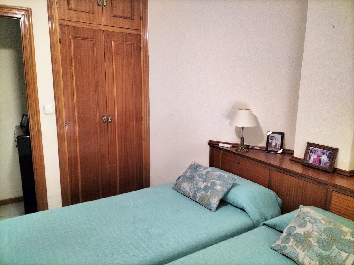1 Bed Middle Floor Apartment in Fuengirola