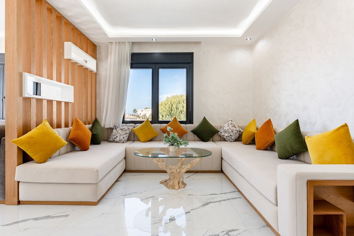 4 Bed Detached Villa in Riviera del Sol