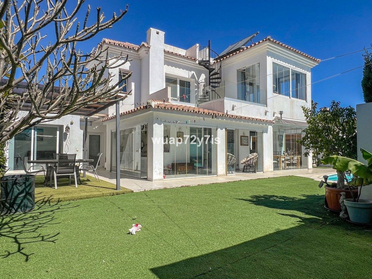 3 Bed Detached Villa in Costalita