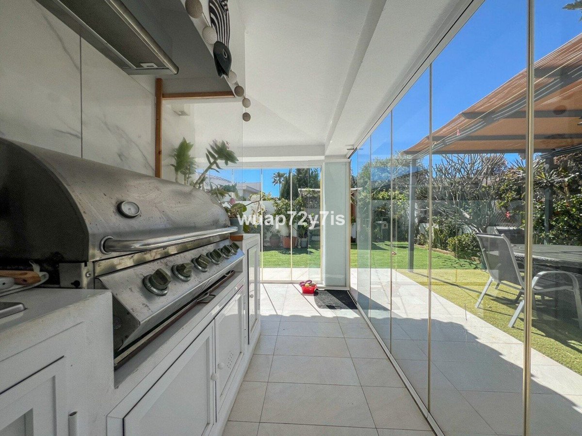 3 Bed Detached Villa in Costalita