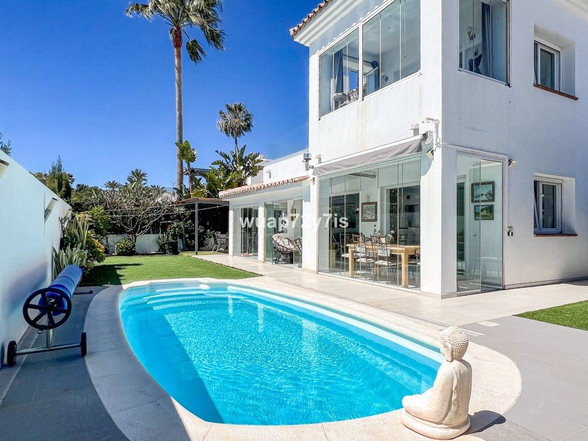 3 Bed Detached Villa in Costalita