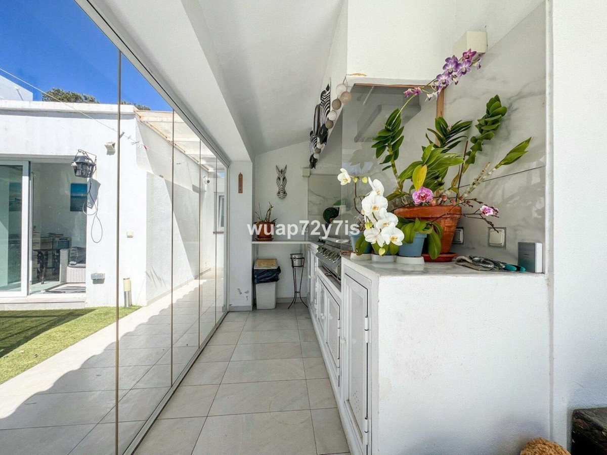 3 Bed Detached Villa in Costalita