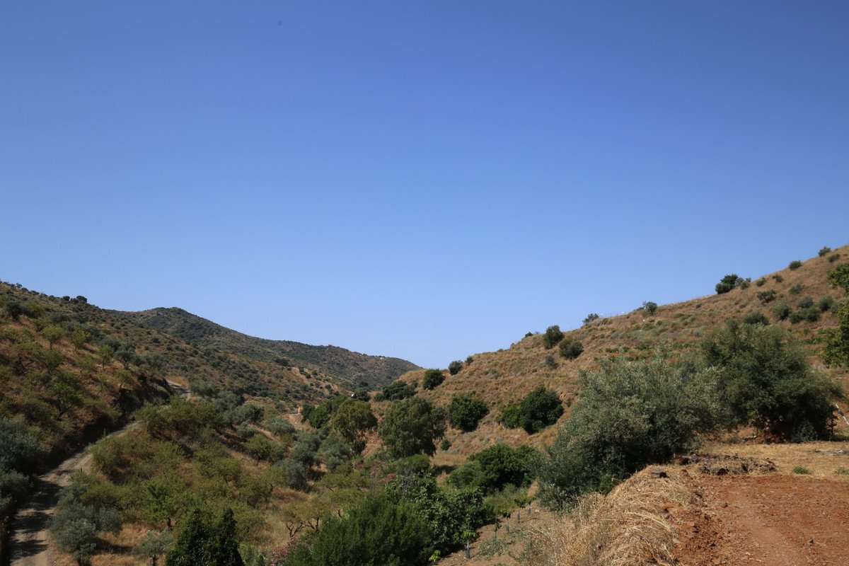 2 Bed Finca - Cortijo in Totalán