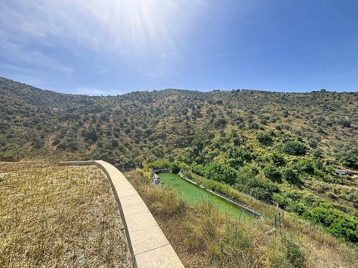 2 Bed Finca - Cortijo in Totalán