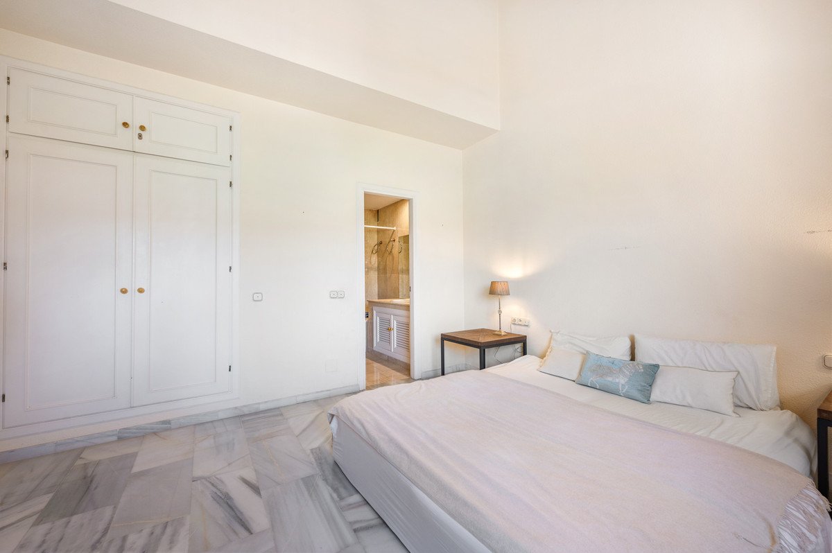 3 Bed Penthouse Duplex in Nueva Andalucía