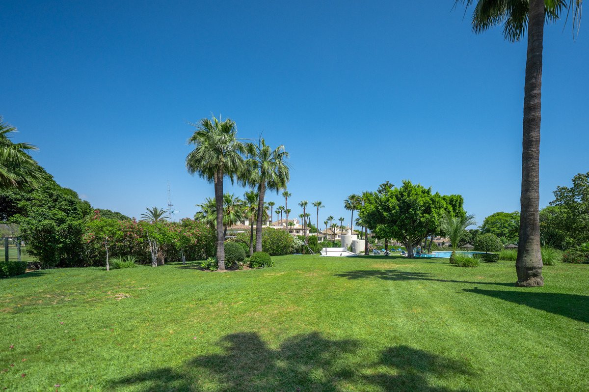 3 Bed Penthouse Duplex in Nueva Andalucía