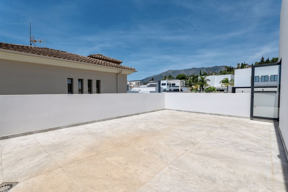 2 Bed Detached Villa in Sierrezuela
