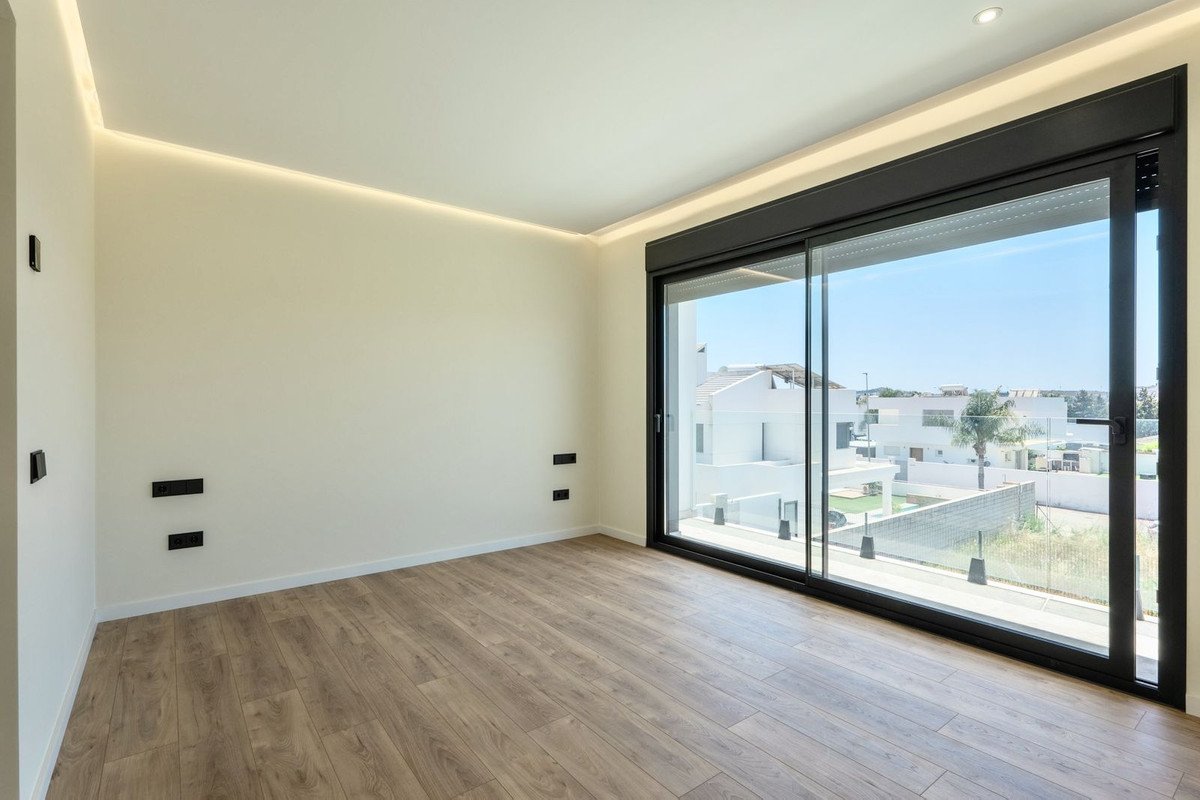 2 Bed Detached Villa in Sierrezuela
