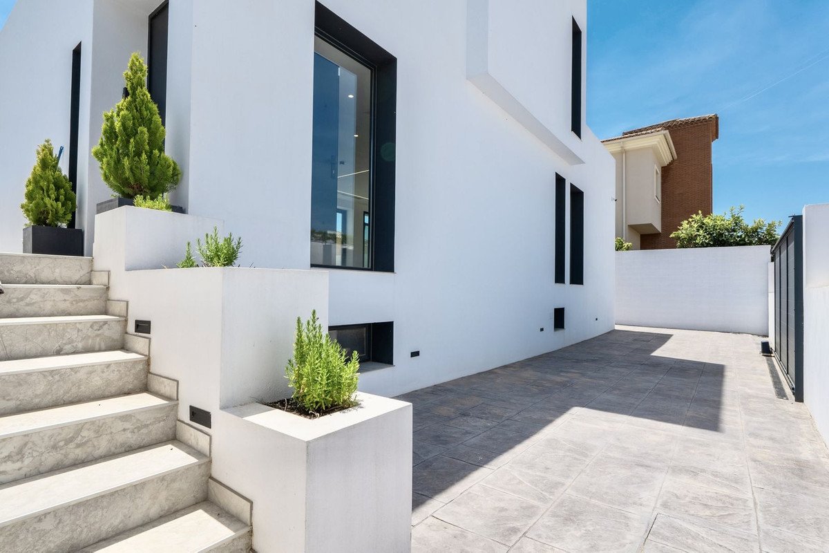 2 Bed Detached Villa in Sierrezuela