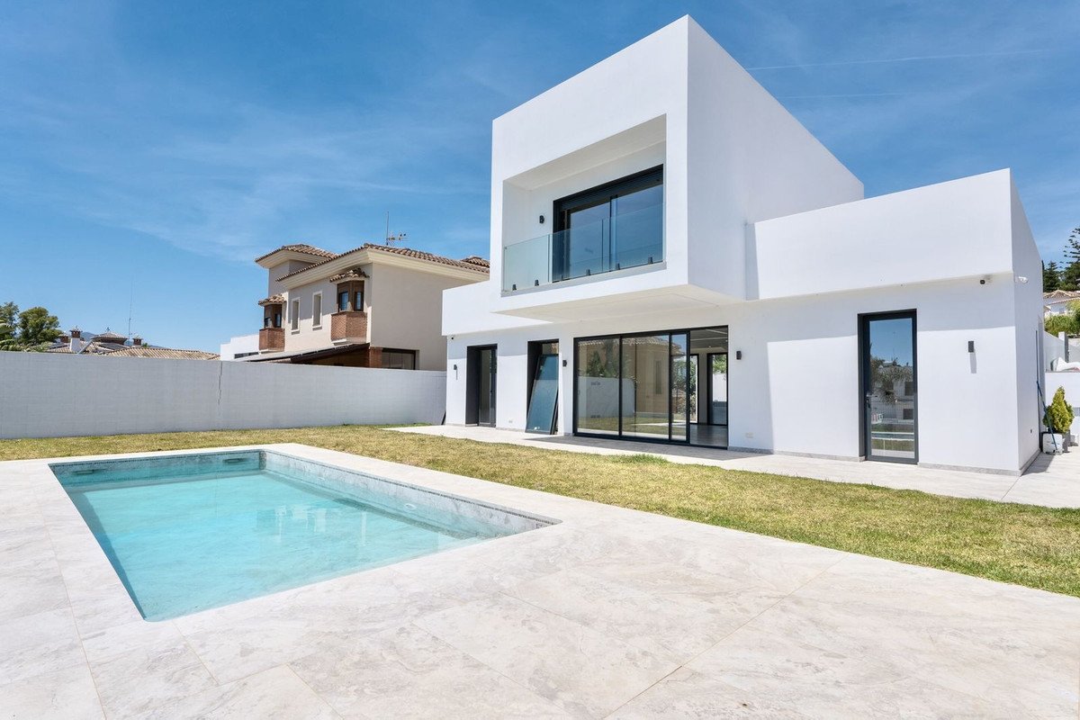 2 Bed Detached Villa in Sierrezuela