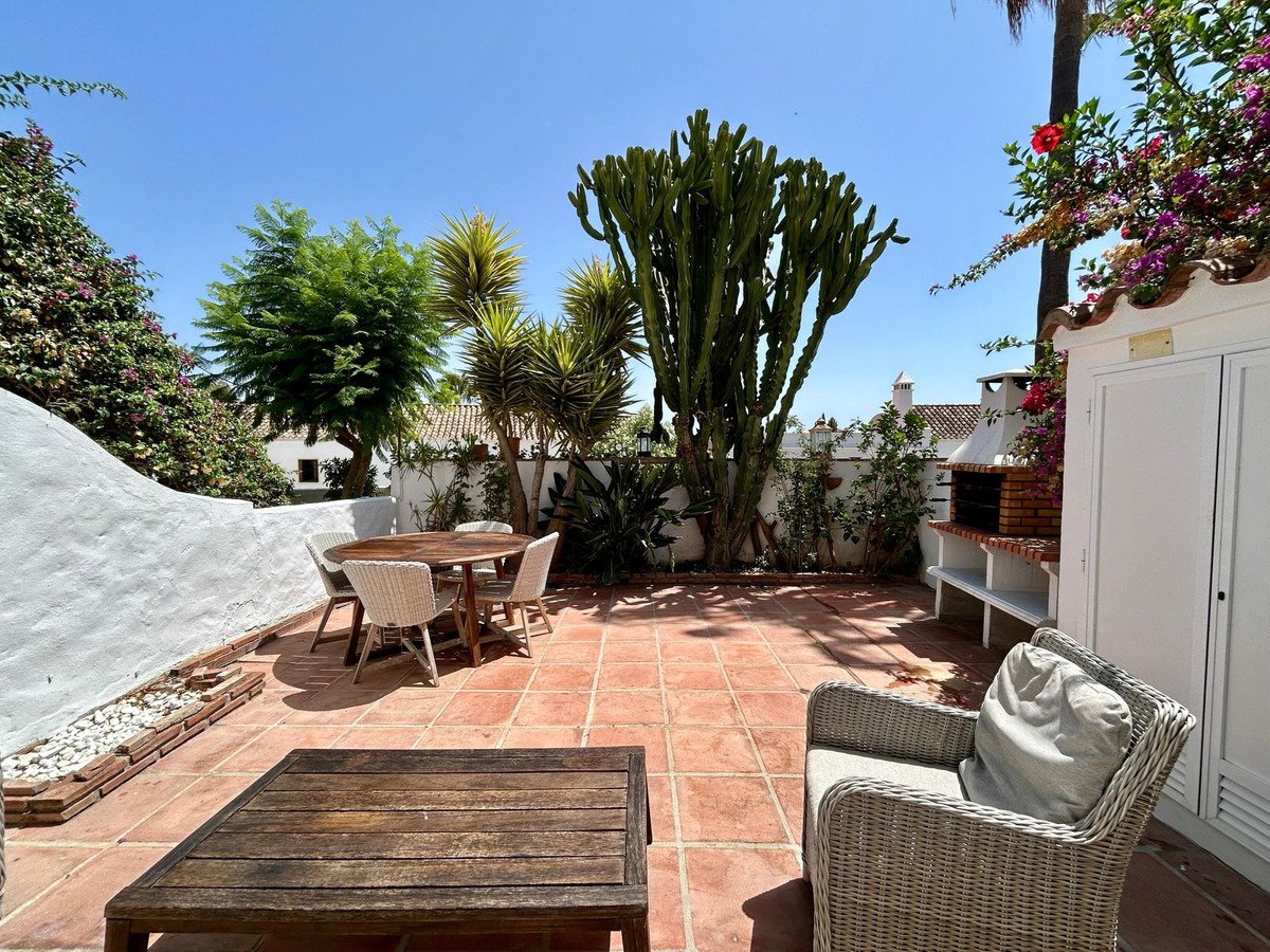 2 Bed Townhouse in Nueva Andalucía