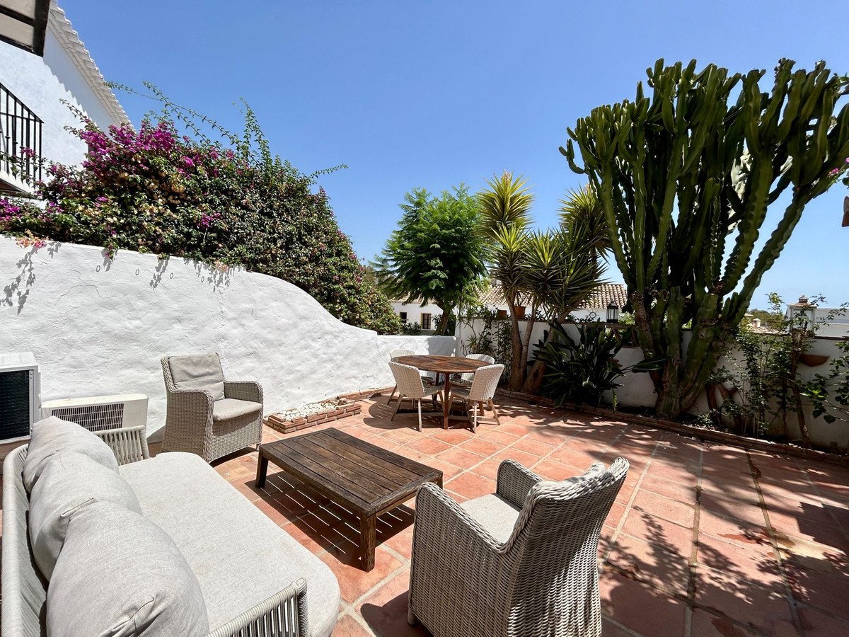 2 Bed Townhouse in Nueva Andalucía