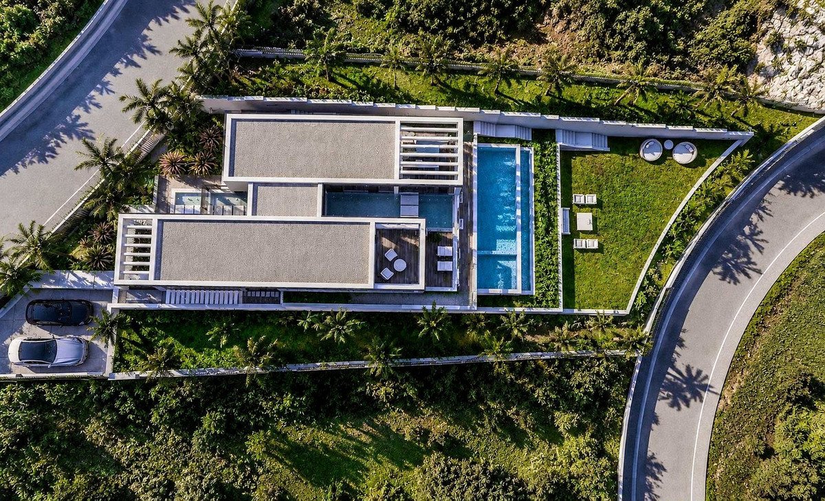 Residential Plot in Elviria