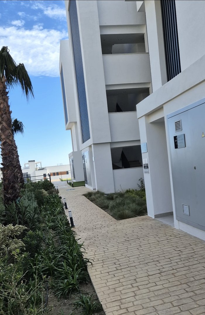 2 Bed Middle Floor Apartment in Fuengirola