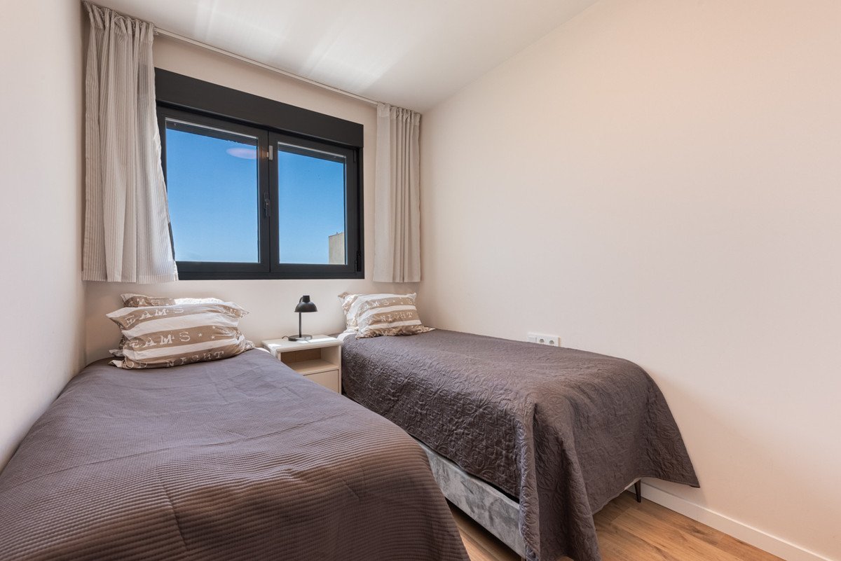 3 Bed Penthouse in Las Lagunas