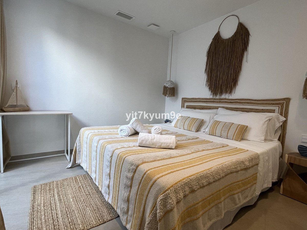 2 Bed Ground Floor Apartment in Estepona