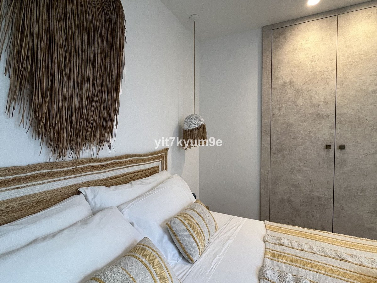 2 Bed Ground Floor Apartment in Estepona