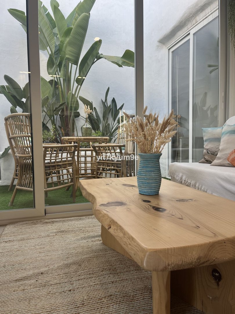 2 Bed Ground Floor Apartment in Estepona