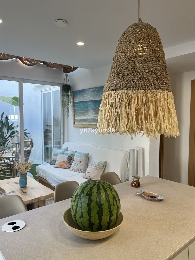2 Bed Ground Floor Apartment in Estepona