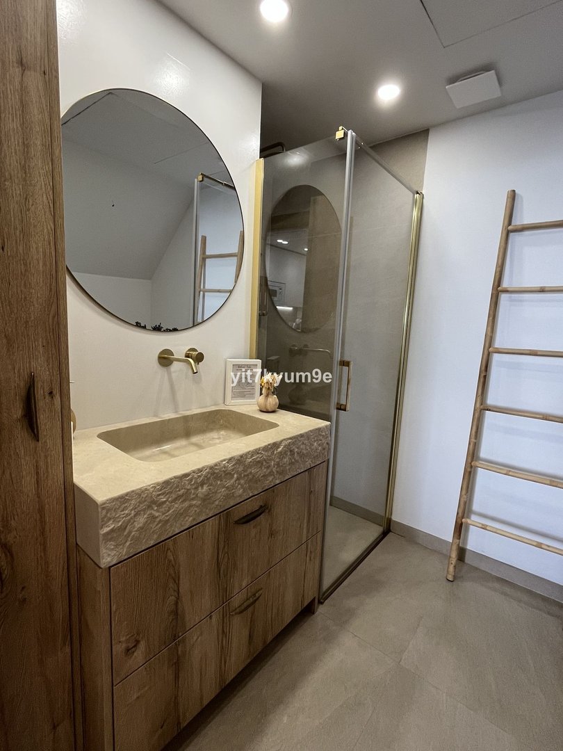 2 Bed Ground Floor Apartment in Estepona