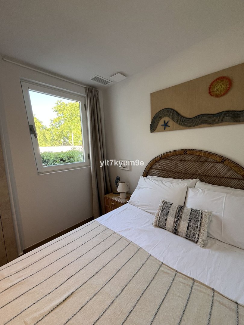 2 Bed Ground Floor Apartment in Estepona