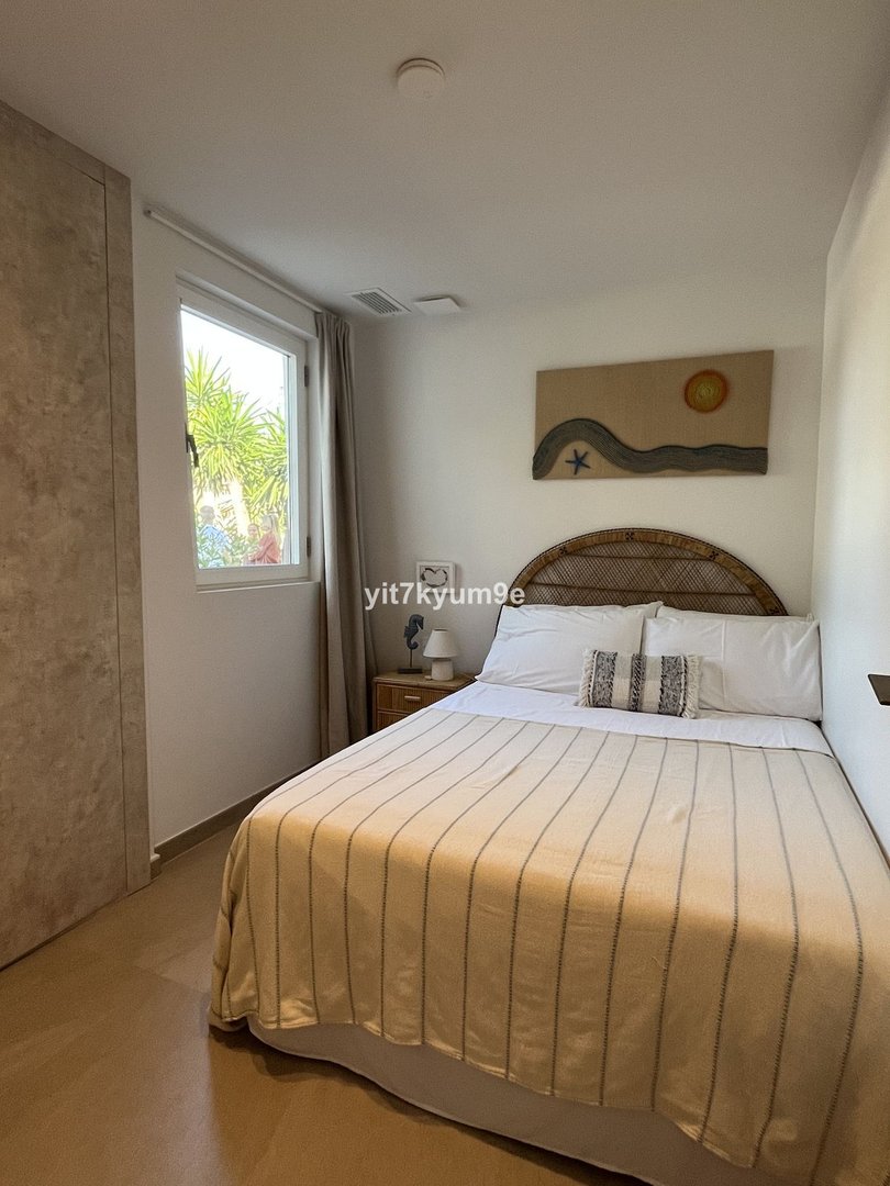 2 Bed Ground Floor Apartment in Estepona
