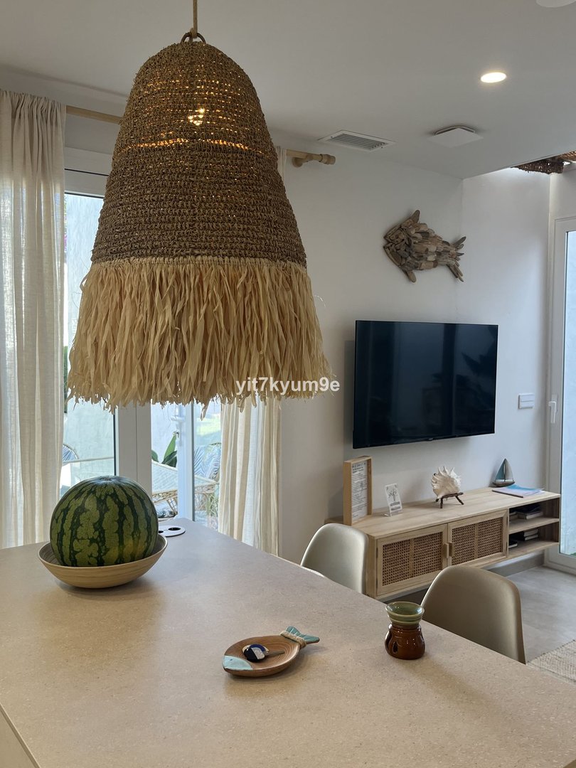 2 Bed Ground Floor Apartment in Estepona