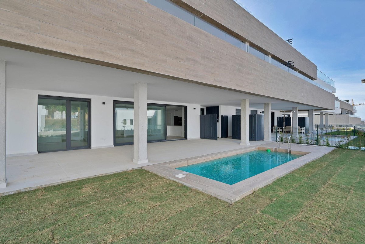 3 Bed Ground Floor Apartment in Marbella